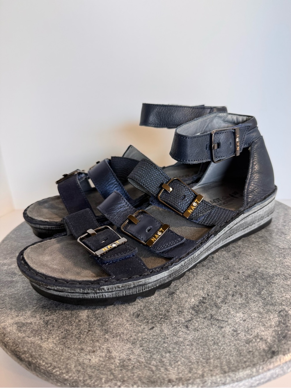 Naot Begonia Leather Ankle Strap Sandals Shoes Black Blue 39 - Picture 3 of 13